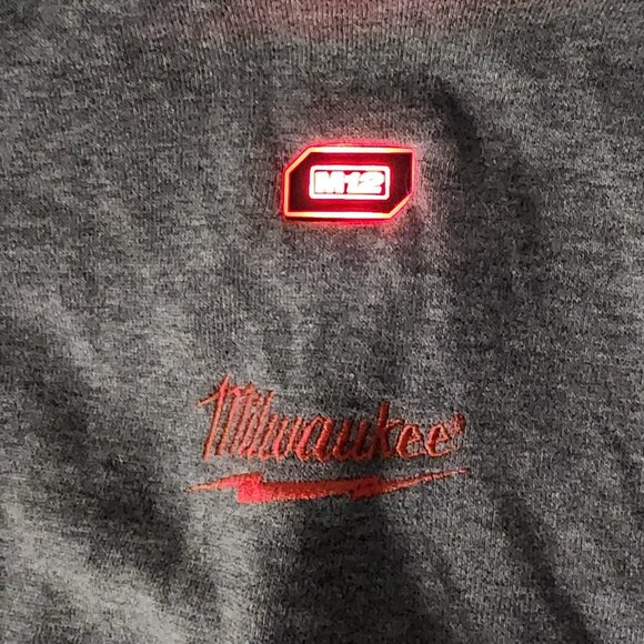 Milwaukee M12 Zip Heated Hoodie Sweatshirt (M) - Picture 4 of 8